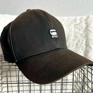 Back, one size fits all, G-Star baseball hat.